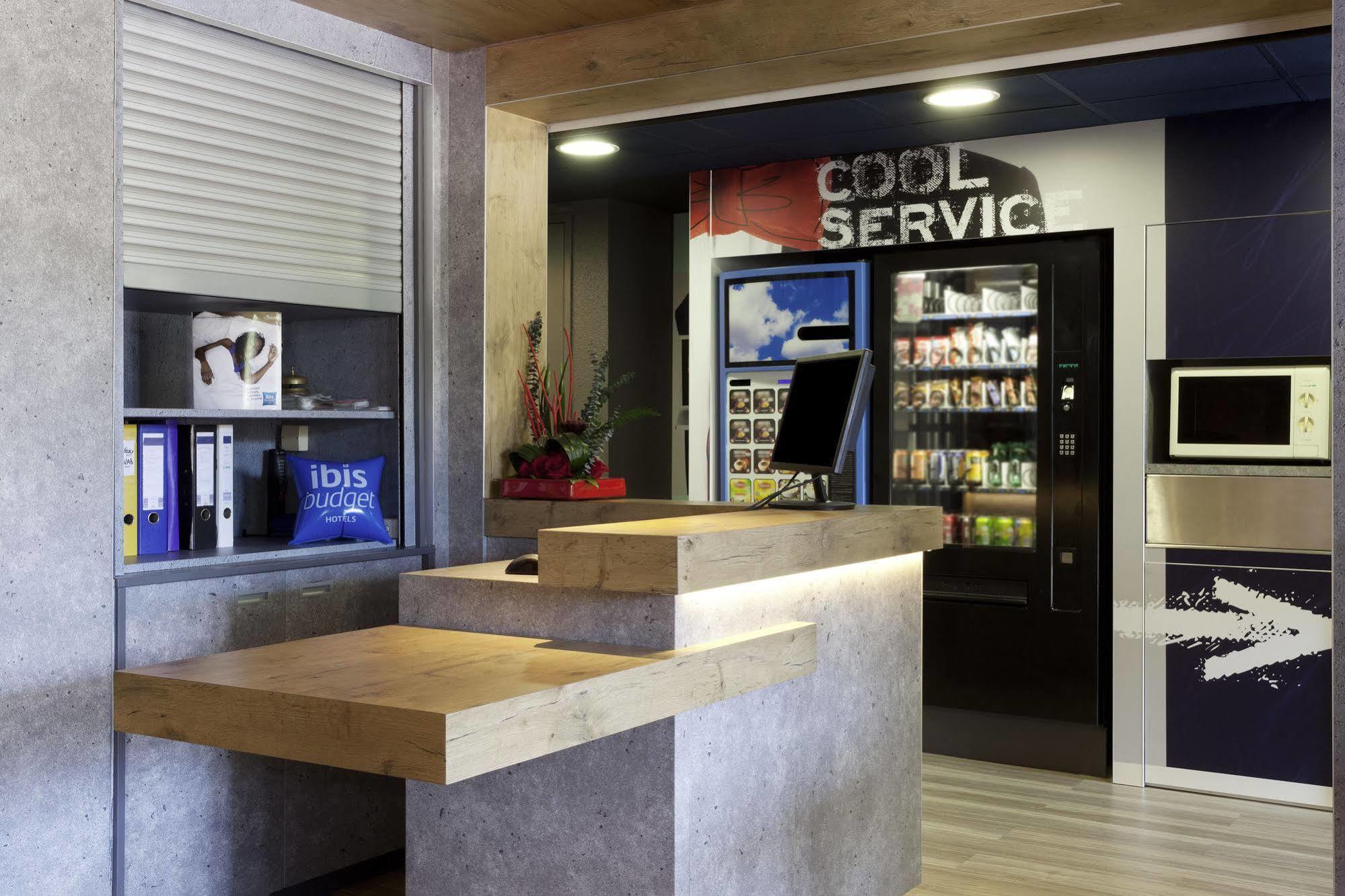 Ibis Budget Aix En Provence Est Le Canet Meyreuil Exterior foto