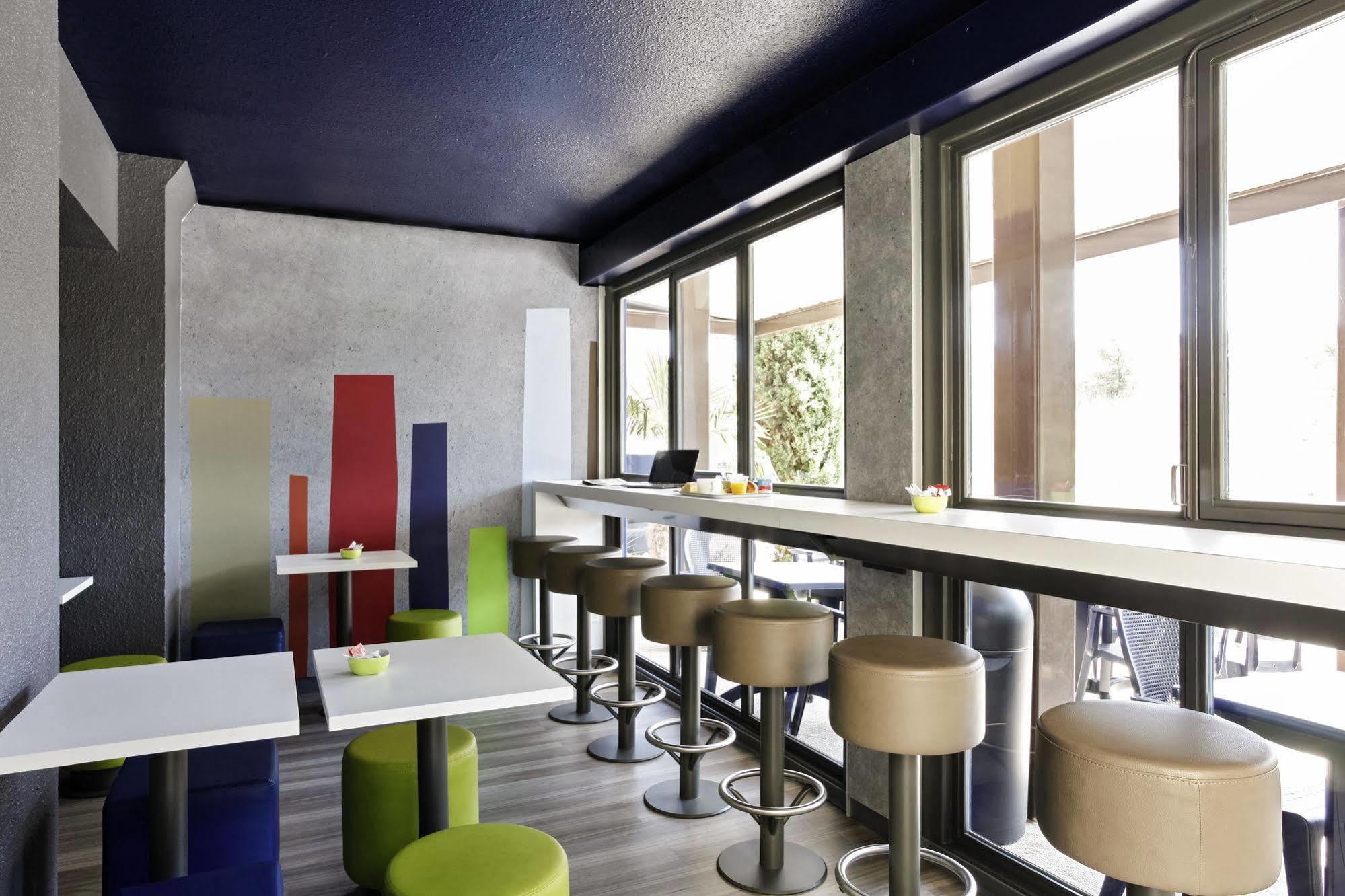 Ibis Budget Aix En Provence Est Le Canet Meyreuil Exterior foto